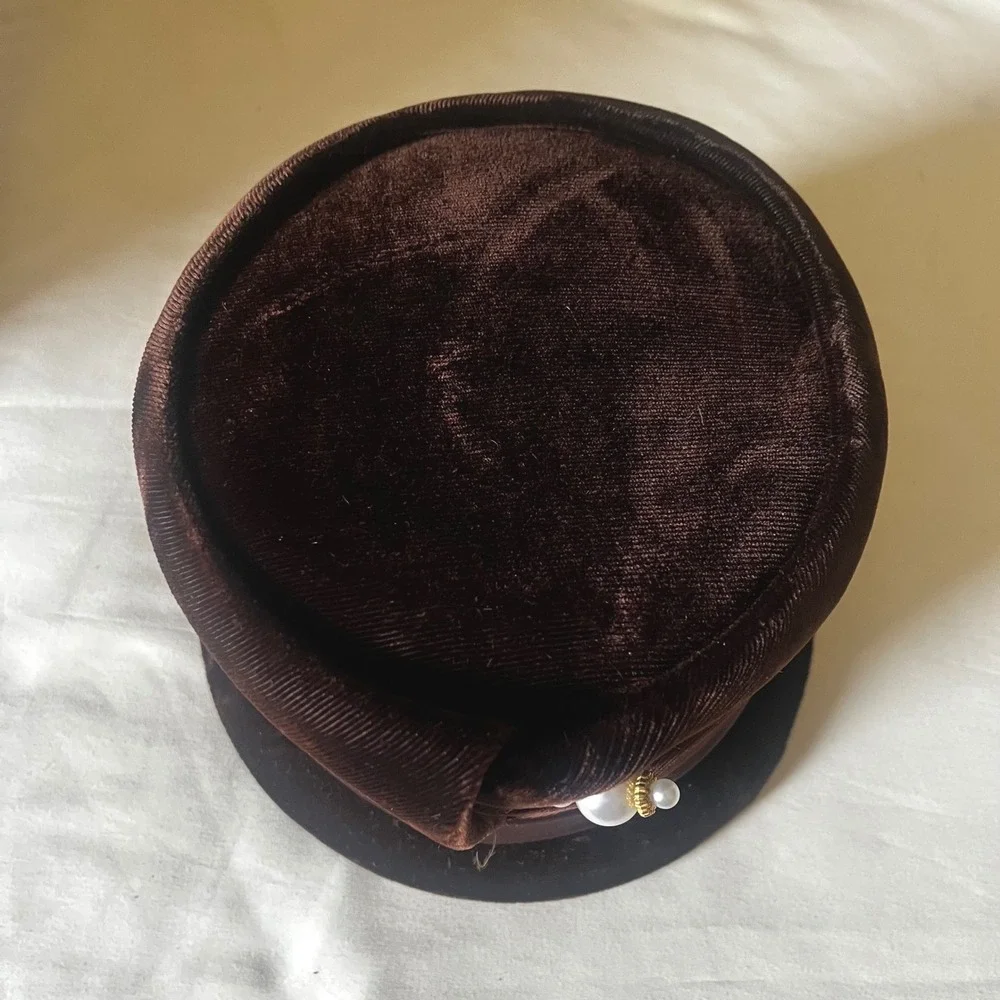Vintage 1960s Brown Velvet Pillbox Hat Pearl Stick Pin Cocktail Hat Small